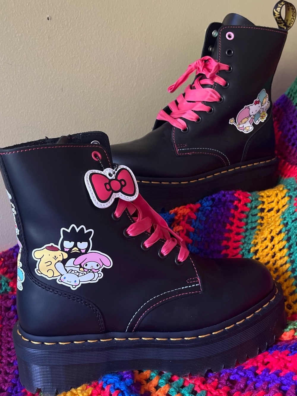 HELLO KITTY & FRIENDS JADON LEATHER PLATFORM DR. MARTENS LIMITED EDITION BOOTS